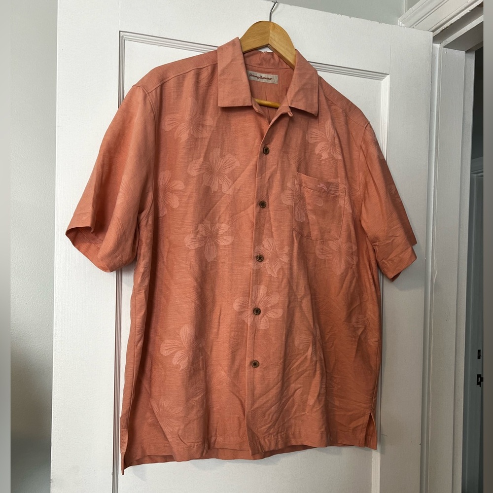 Tommy Bahama Silk Cotton Aloha Hawaiian Button Down Shirt Hibiscus Travel M